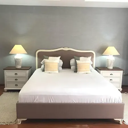Serene 빌라 얄리카베크